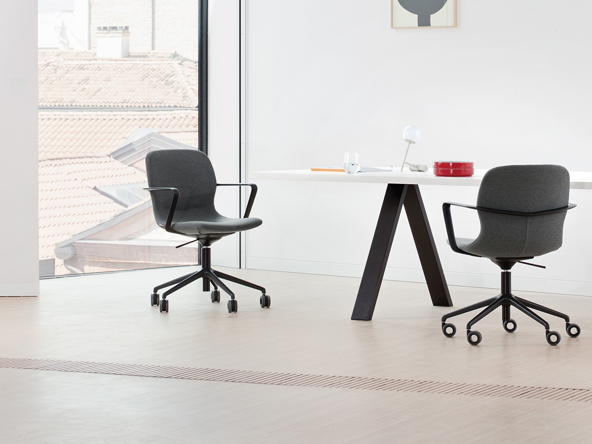 ������ ��� ������������ Mi Chair - ���� 10